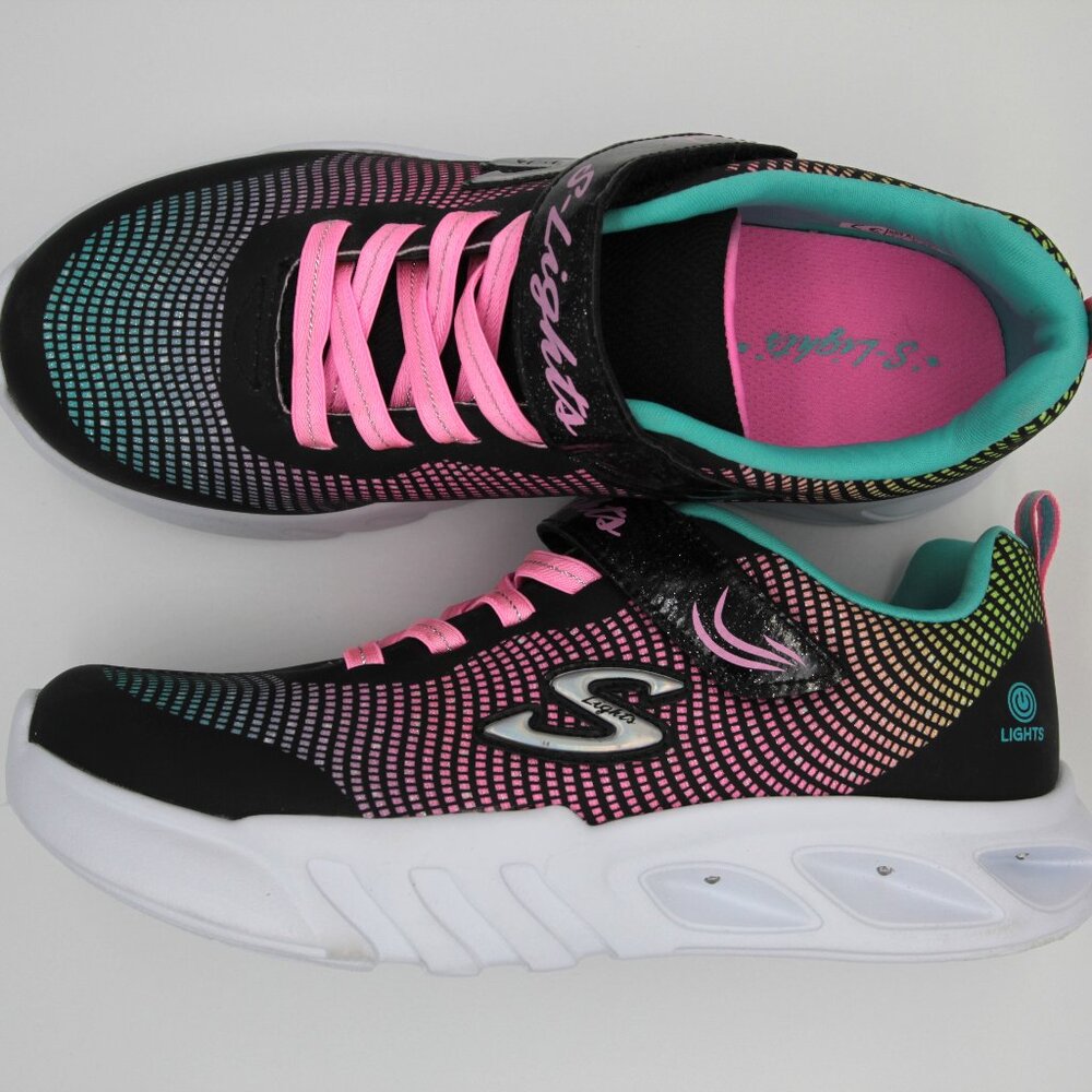 NIB Skechers Youth Girls Flicker Flash Light-up Sneakers size 4/6W